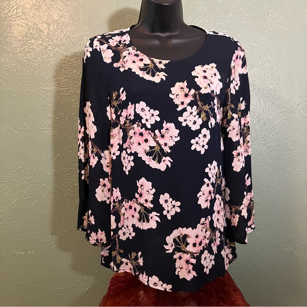 Vero Moda Asymmetrical Pink and Navy Blue Blouse
